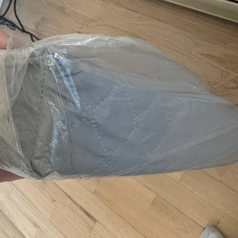Gray Crib Mattress Cover - Picture 7 of 9
